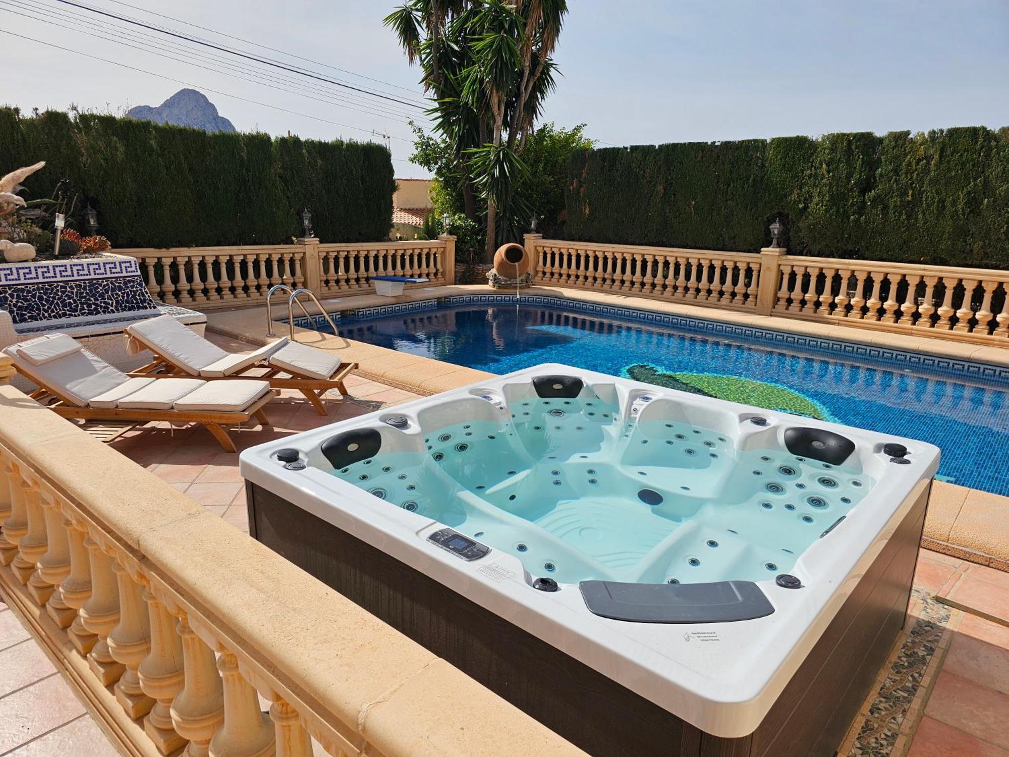 קלפה Luxury Villa - Pool, Hot Tub, Aircon, Tvs, Home Cinema, Office, Gbit Internet, Sports Equipment מראה חיצוני תמונה