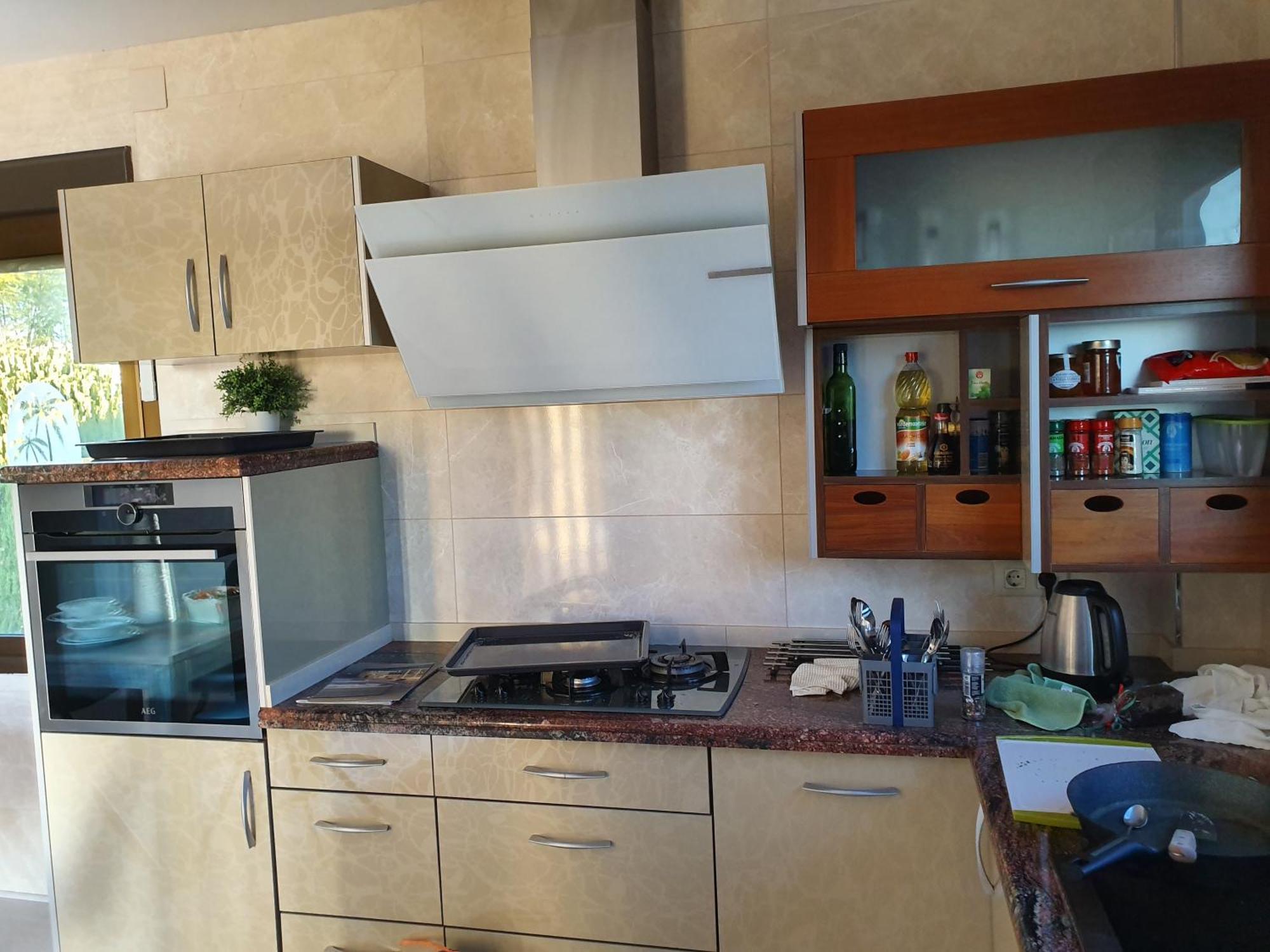 קלפה Luxury Villa - Pool, Hot Tub, Aircon, Tvs, Home Cinema, Office, Gbit Internet, Sports Equipment מראה חיצוני תמונה